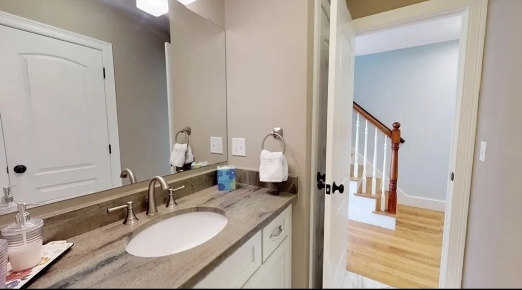 3 bed, 2 bath apartment for rent at 549 Sumner St Unit B, Boston — photo 9 of 24