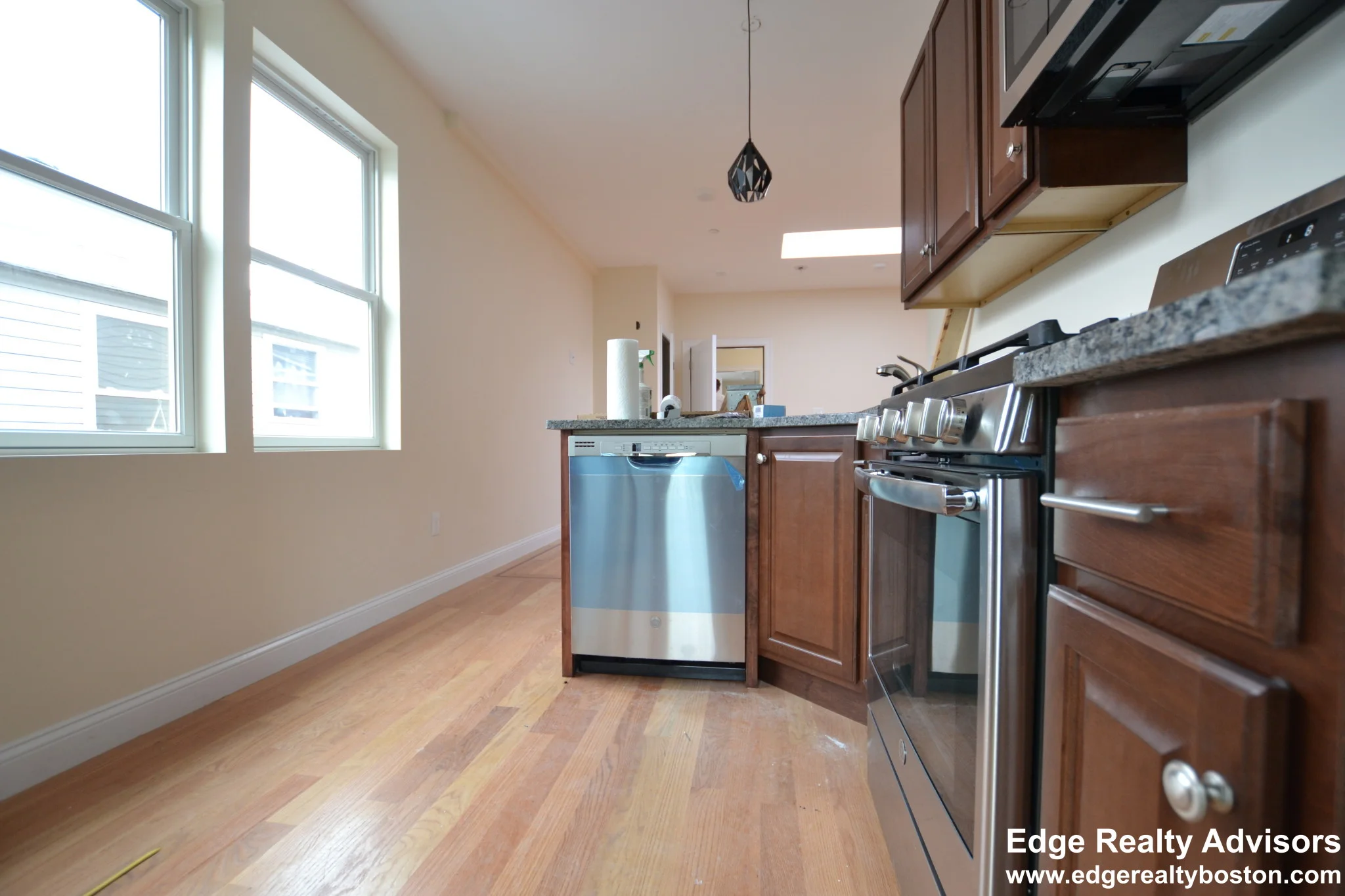 1 bed, 1 bath apartment for rent at 549 Washington St Unit 5, Brighton — photo 2 of 6