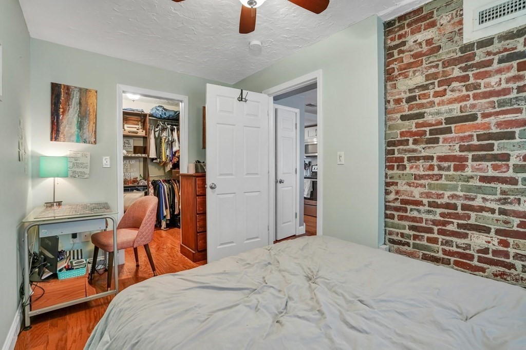 1 bed, 1 bath apartment for rent at 549A E 4th St Unit 1, South Boston — photo 10 of 13