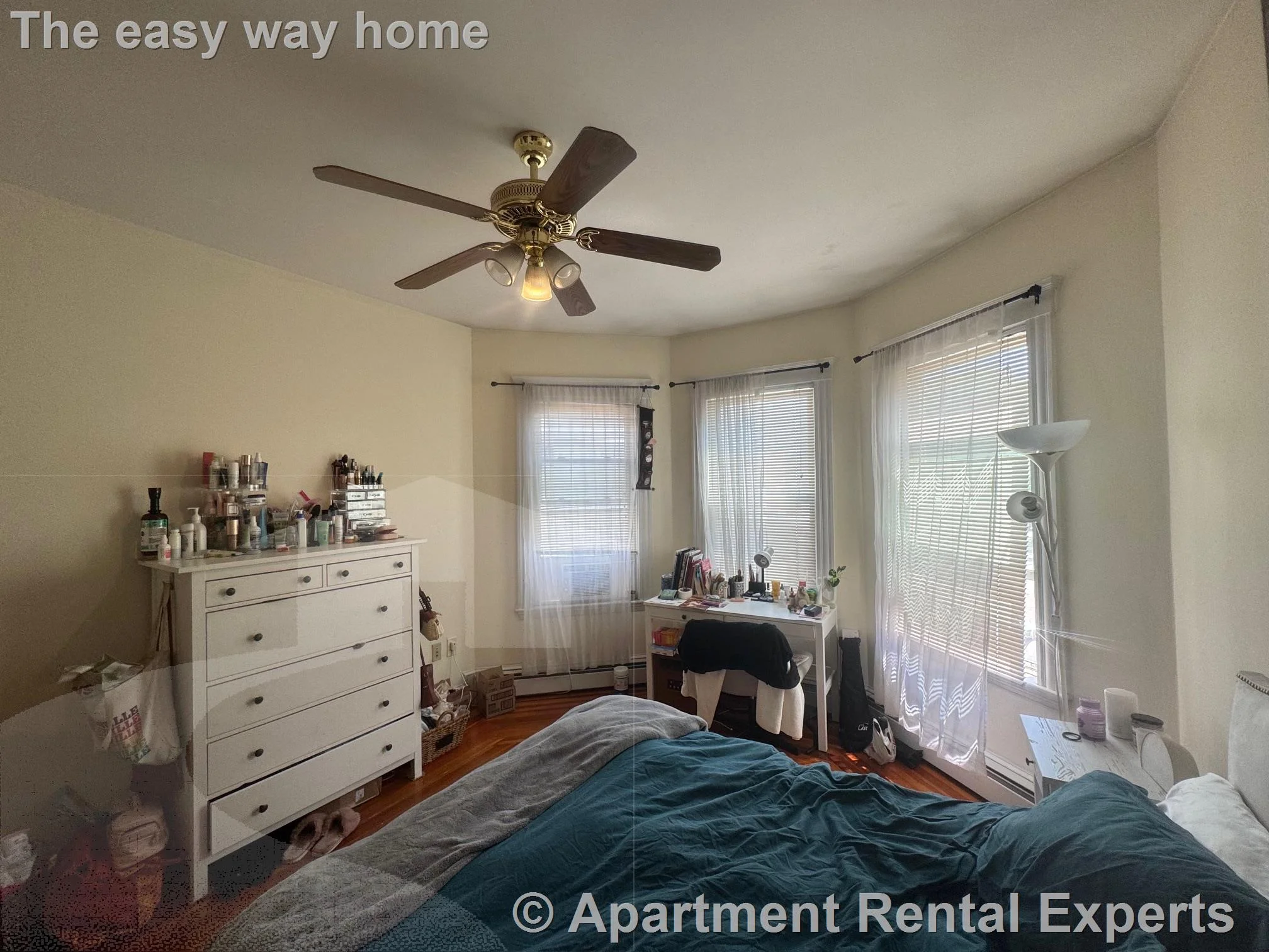 3 bed, 1 bath apartment for rent at 54R College Ave Unit 1, Davis Square — photo 10 of 11