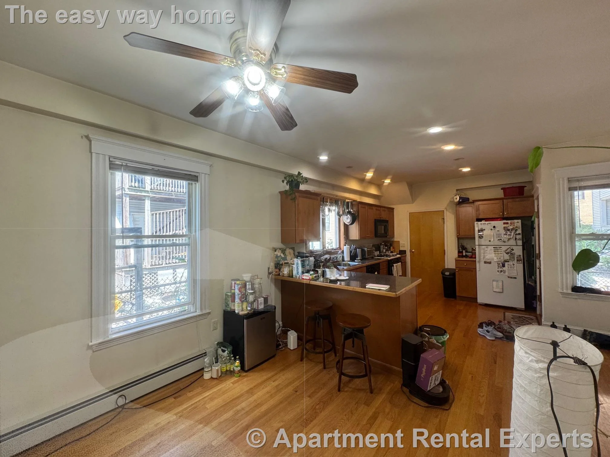 3 bed, 1 bath apartment for rent at 54R College Ave Unit 1, Davis Square — photo 4 of 11