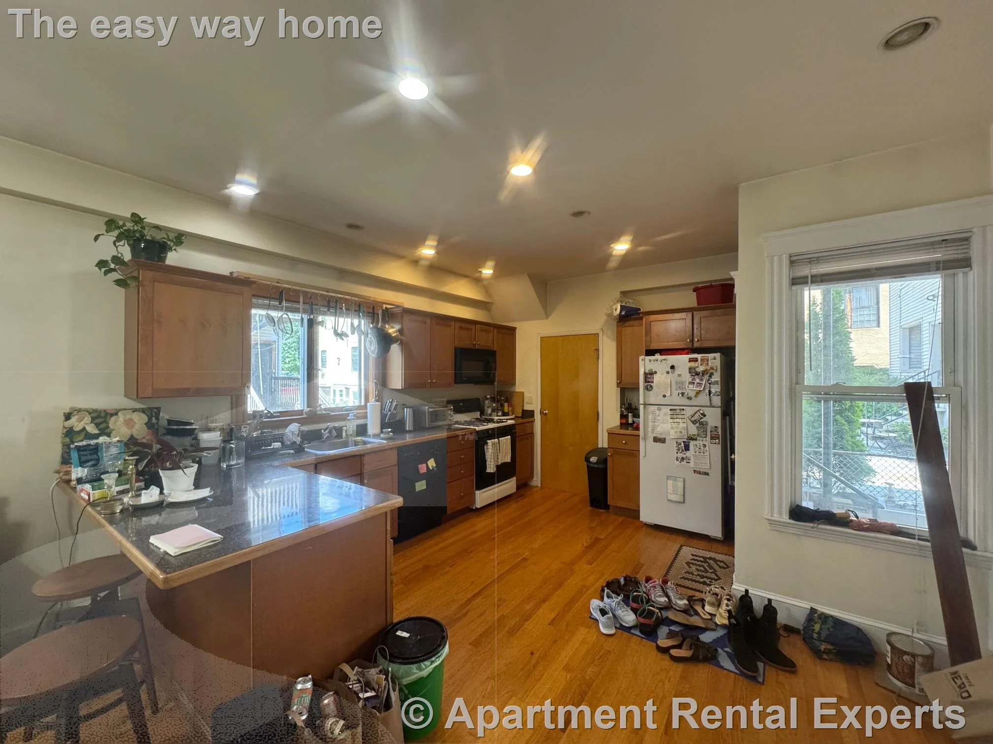 3 bed, 1 bath apartment for rent at 54R College Ave Unit 1, Davis Square — photo 3 of 11