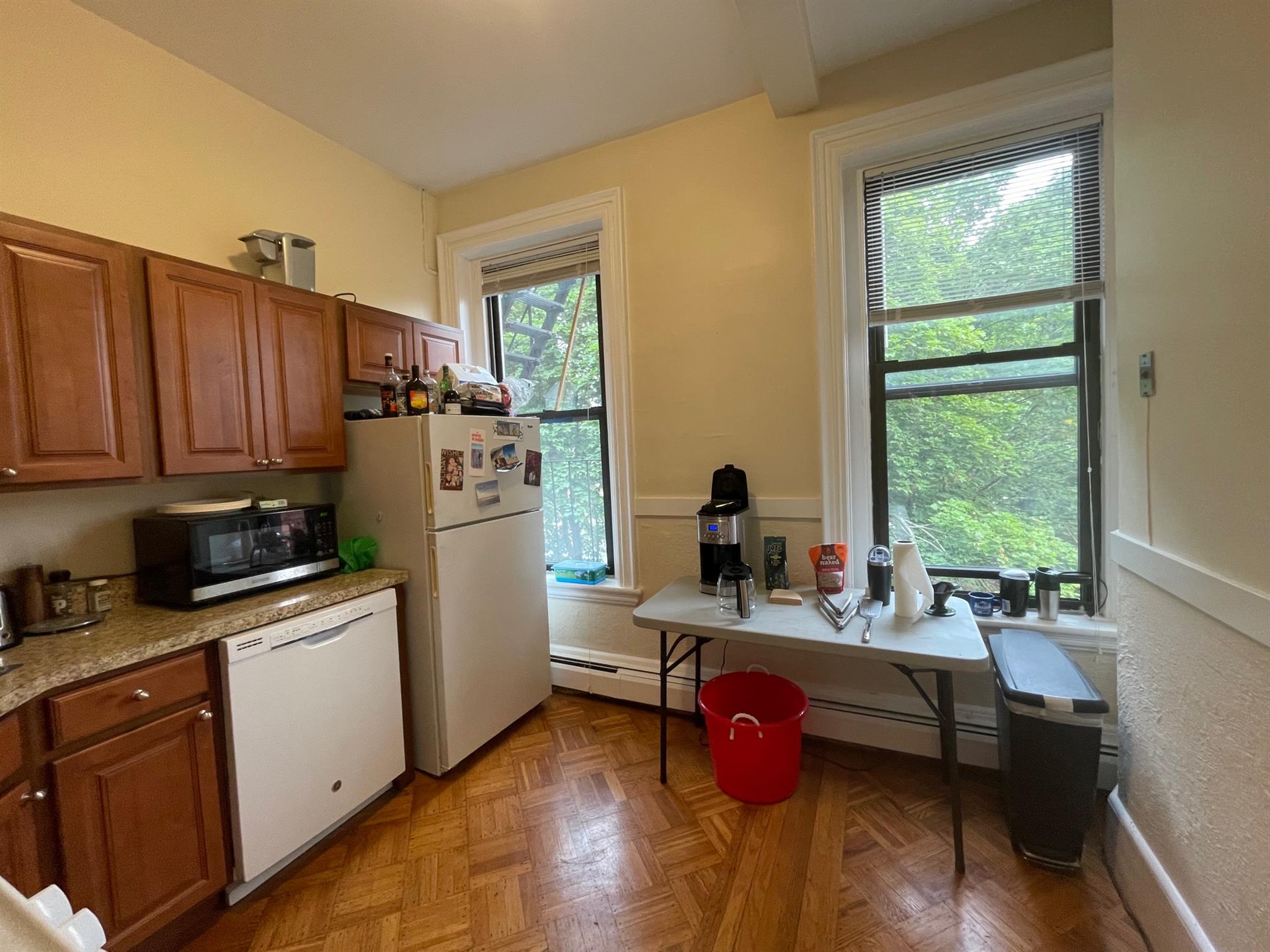 1.5 bed, 1 bath apartment for rent at 55 Adams St Unit 2, Winter Hill — photo 2 of 12