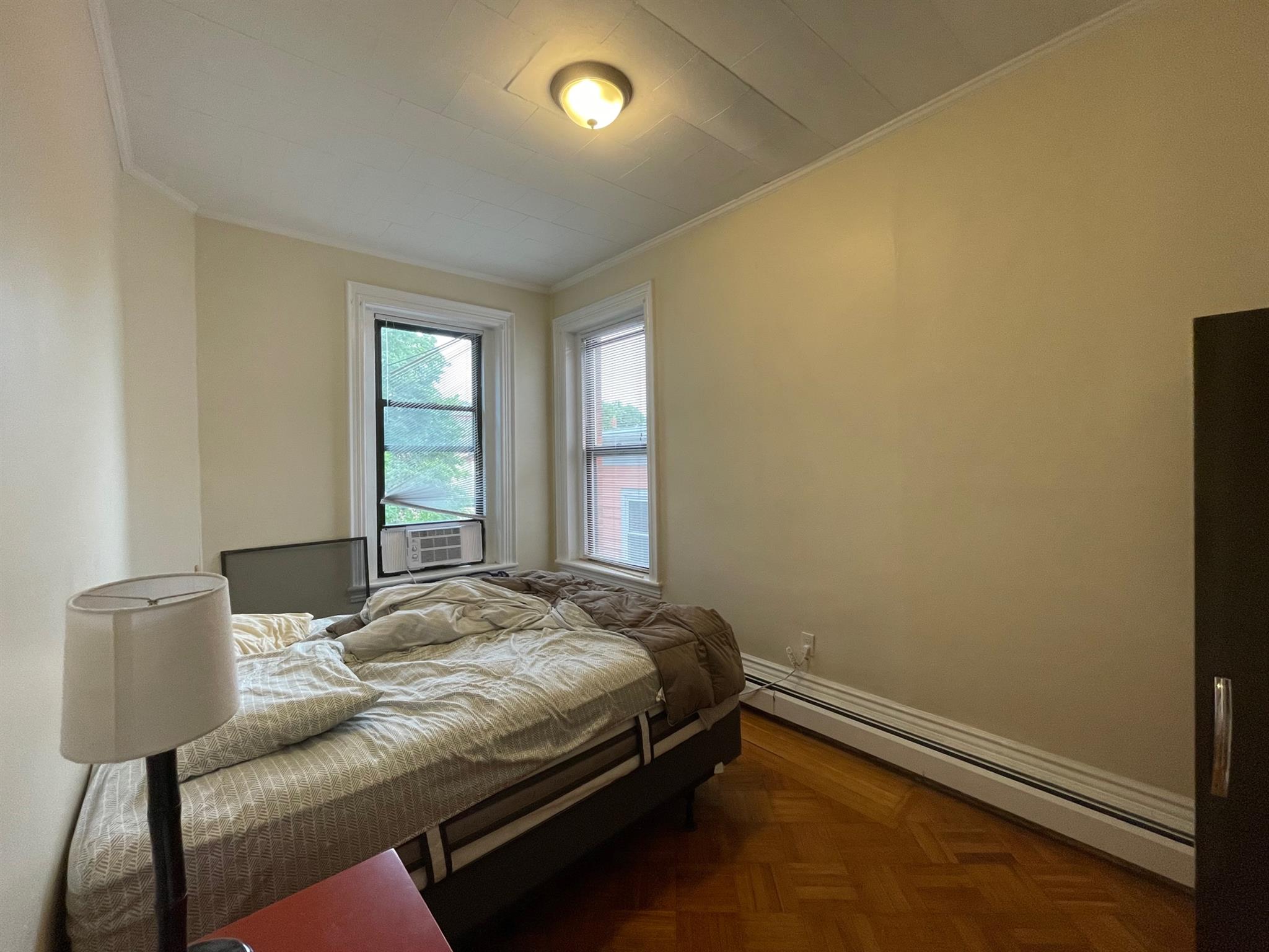 1.5 bed, 1 bath apartment for rent at 55 Adams St Unit 2, Winter Hill — photo 8 of 12