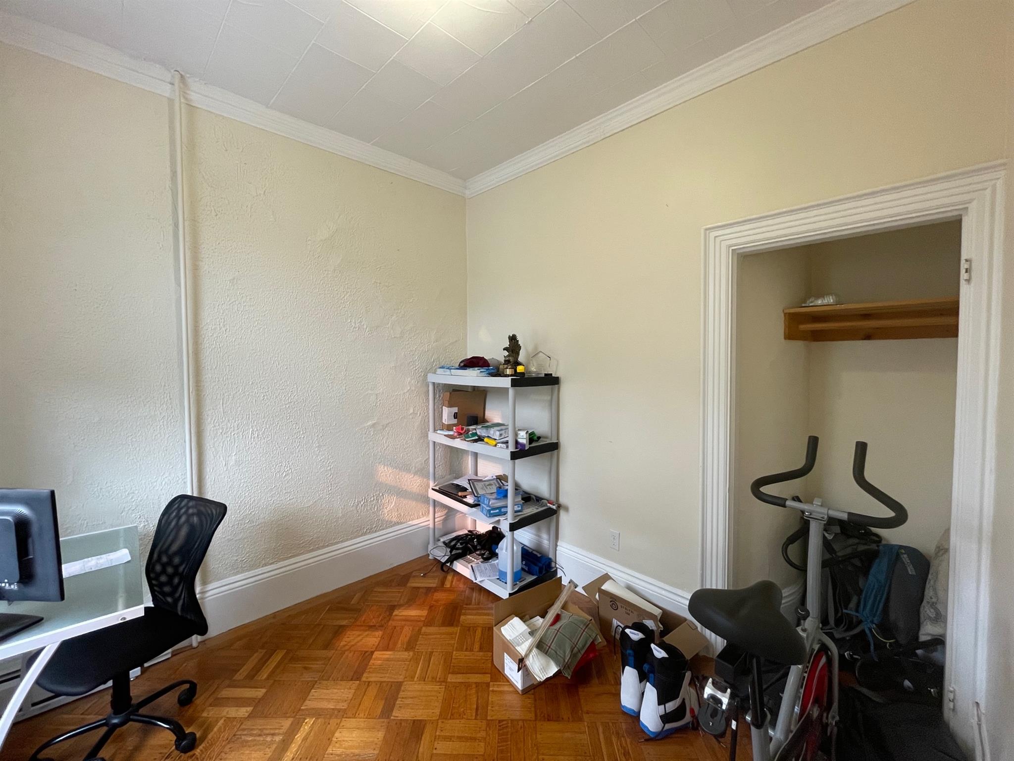 1.5 bed, 1 bath apartment for rent at 55 Adams St Unit 2, Winter Hill — photo 7 of 12
