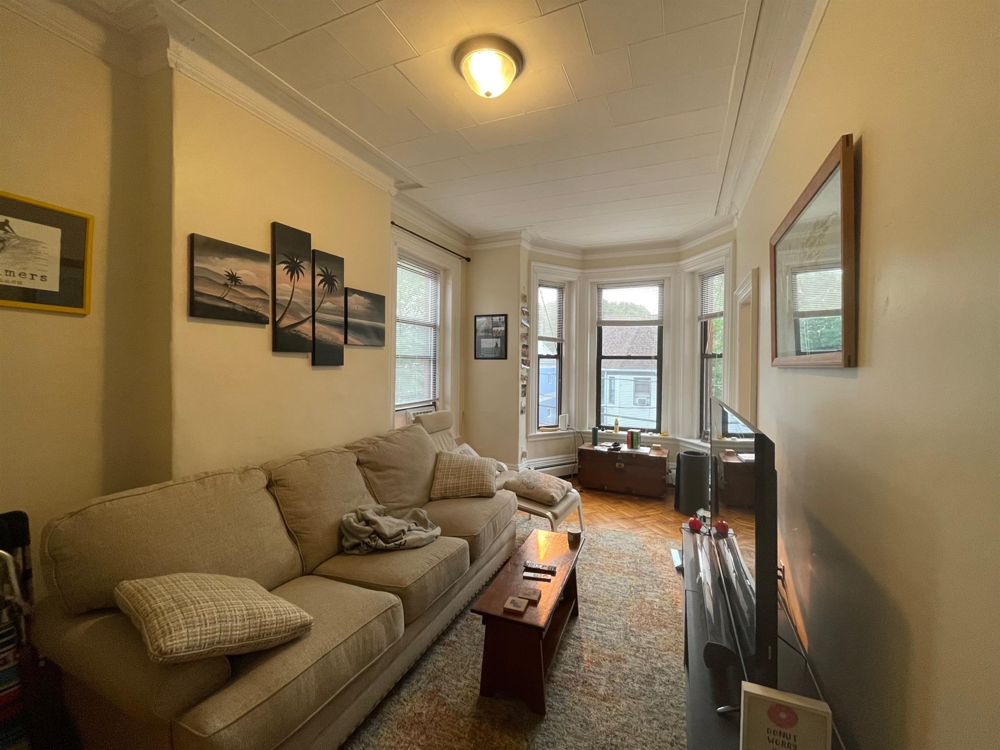 1.5 bed, 1 bath apartment for rent at 55 Adams St Unit 2, Winter Hill — photo 4 of 12