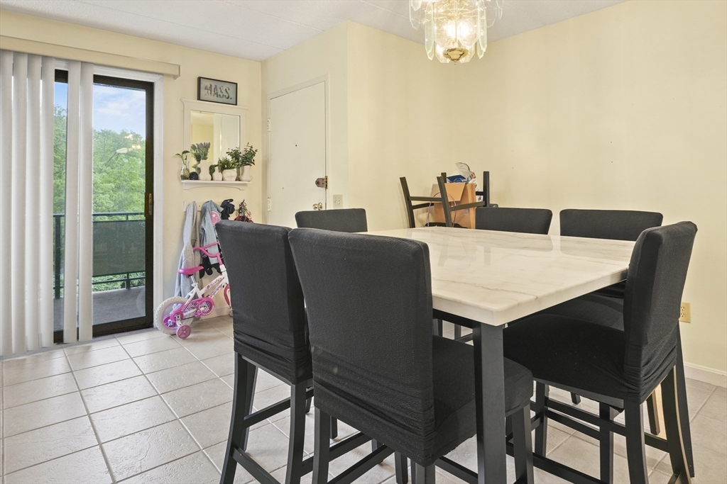 2 bed, 2 bath apartment for rent at 55 Angleside Rd Unit 5, Waltham — photo 10 of 18