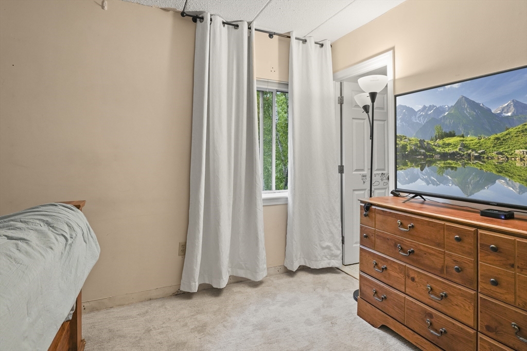 2 bed, 2 bath apartment for rent at 55 Angleside Rd Unit 5, Waltham — photo 15 of 18