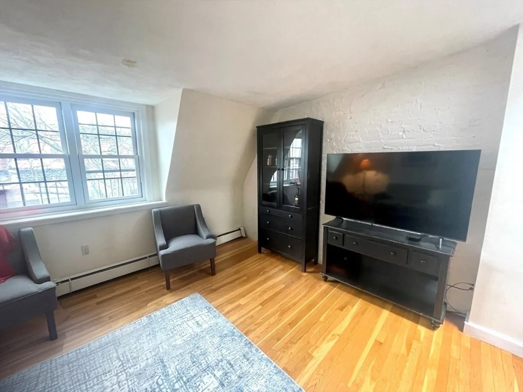 1 bed, 1 bath apartment for rent at 55 Appleton St Unit 1, South End — photo 4 of 15