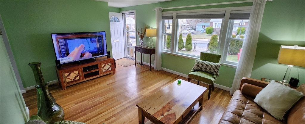 3 bed, 2 bath apartment for rent at 55 Arborfield Rd, Roslindale — photo 6 of 12