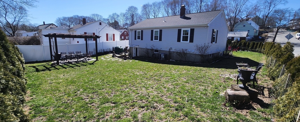3 bed, 2 bath apartment for rent at 55 Arborfield Rd, Roslindale — photo 11 of 12