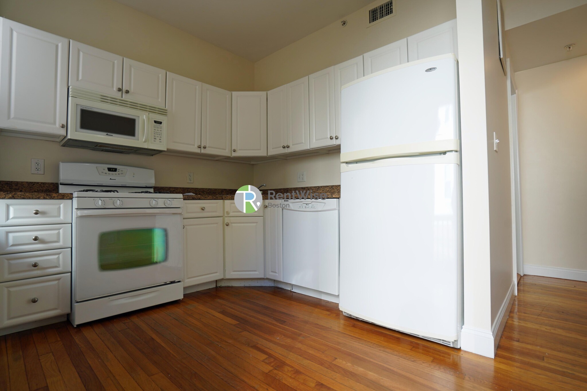 1 bed, 1 bath apartment for rent at 55 Ashford St Unit 1, Allston — photo 13 of 19