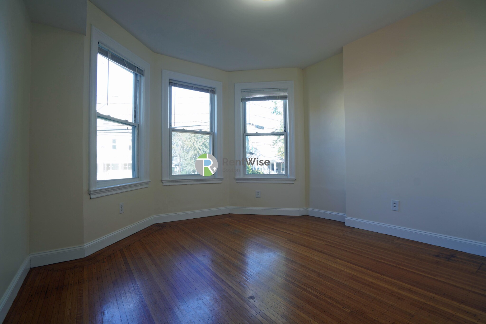 1 bed, 1 bath apartment for rent at 55 Ashford St Unit 1, Allston — photo 1 of 19