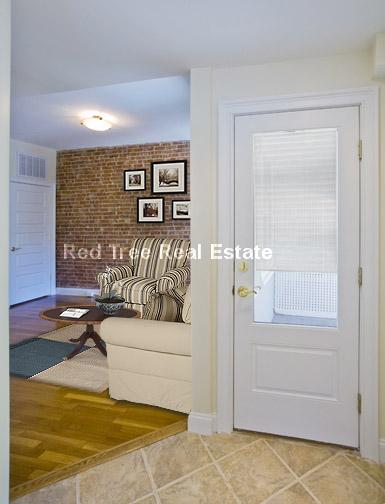 2 bed, 1 bath apartment for rent at 55 Ashford St Unit 3, Allston — photo 2 of 17