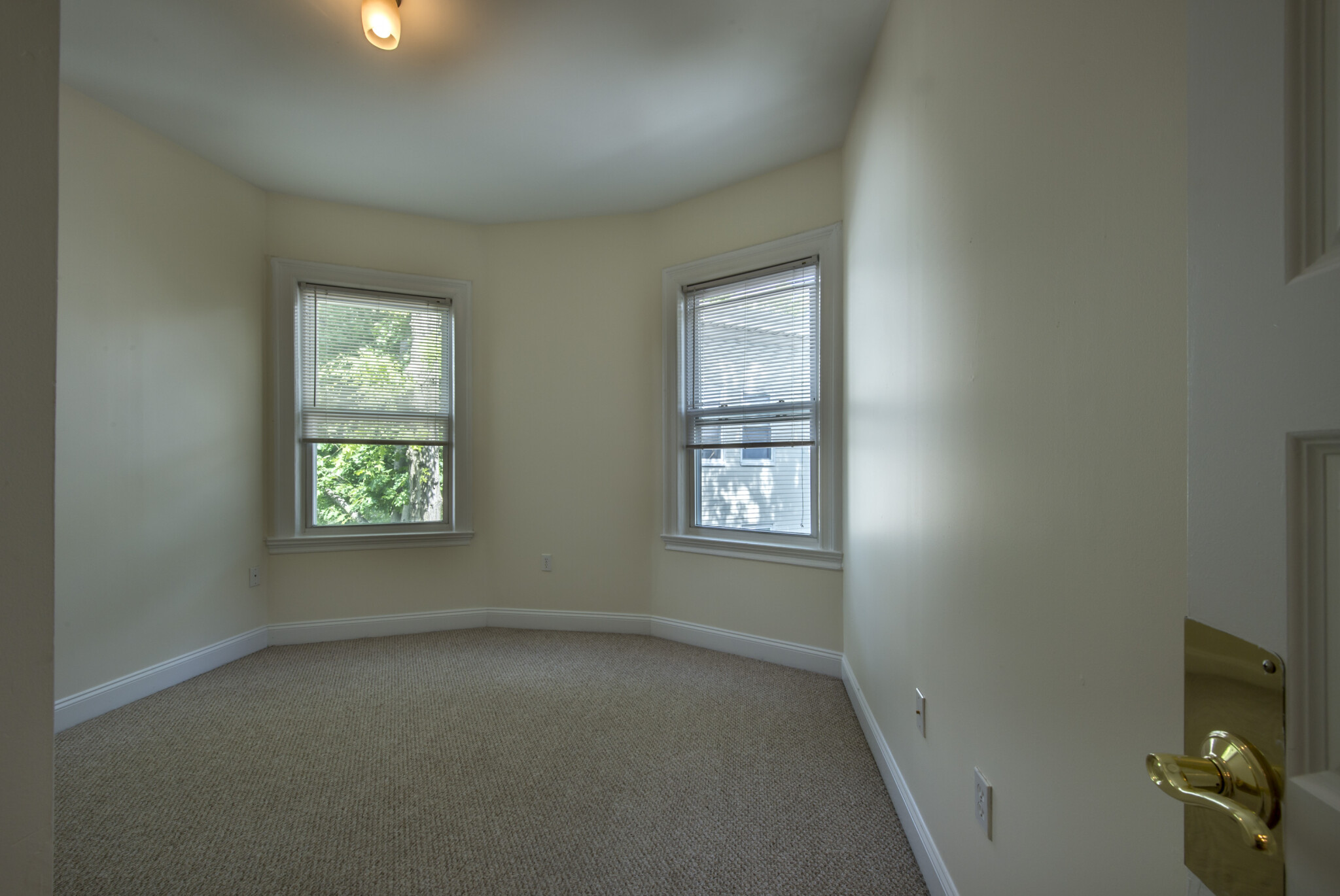 2 bed, 1 bath apartment for rent at 55 Ashford St Unit 5-5, Allston — photo 9 of 18