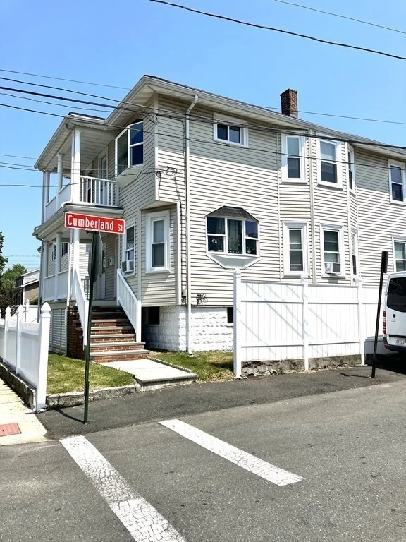 3 bed, 1 bath apartment for rent at 55 Ashton St Unit 2, Everett — photo 2 of 17