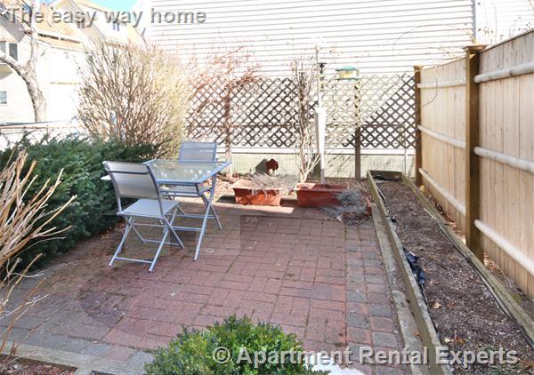 3 bed, 2 bath apartment for rent at 55 Avon St, Spring Hill — photo 12 of 18