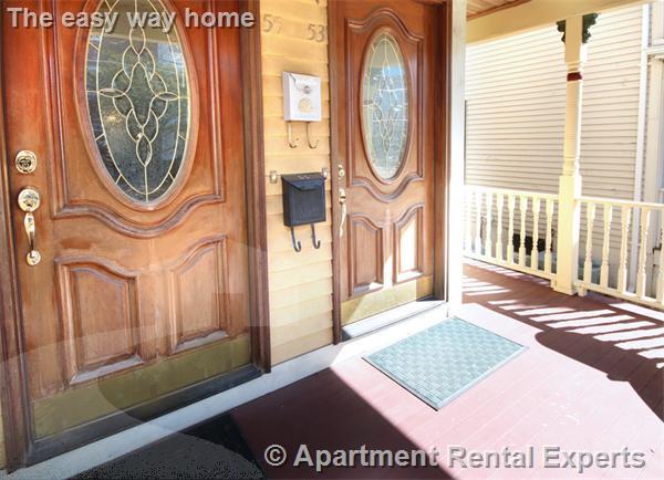 3 bed, 2 bath apartment for rent at 55 Avon St, Spring Hill — photo 2 of 18