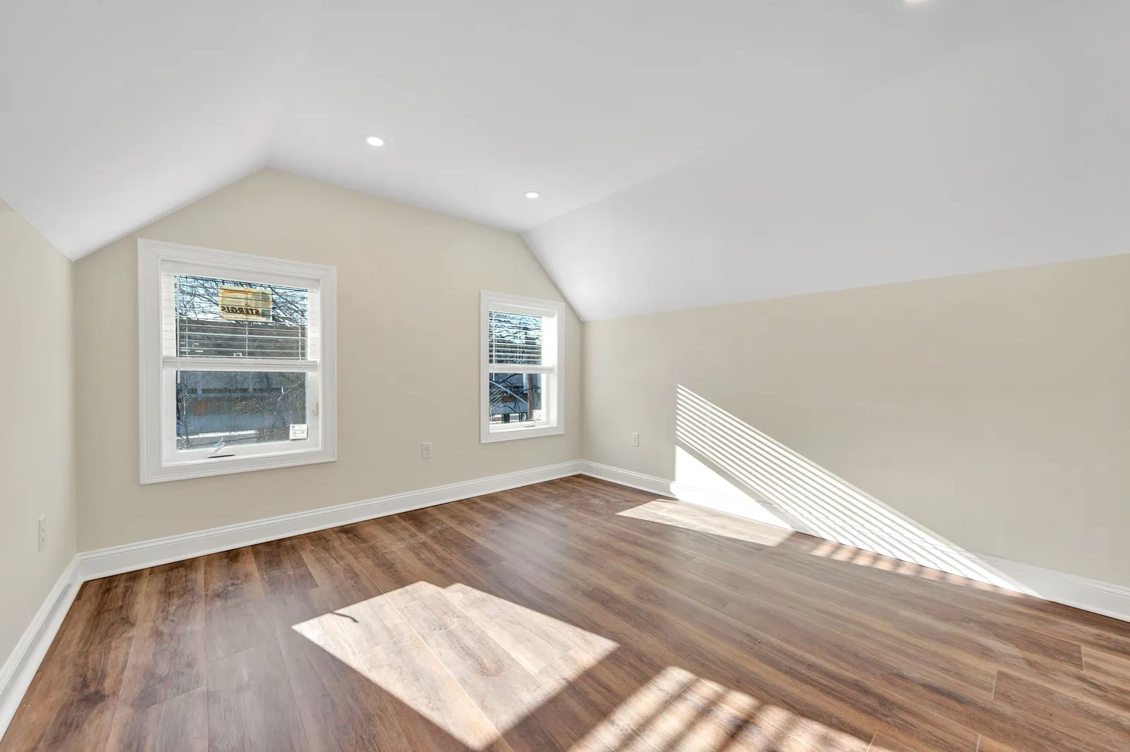 6 bed, 4+ bath apartment for rent at 55 Bailey Rd Unit 2, Ten Hills — photo 2 of 13