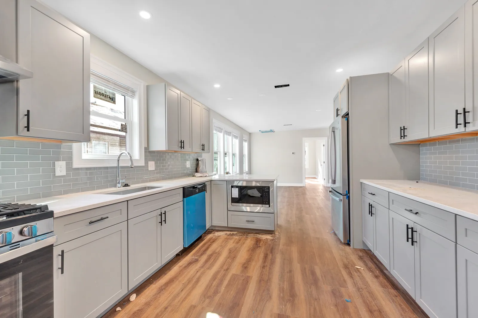 6 bed, 4+ bath apartment for rent at 55 Bailey Rd Unit 2, Ten Hills — photo 1 of 13