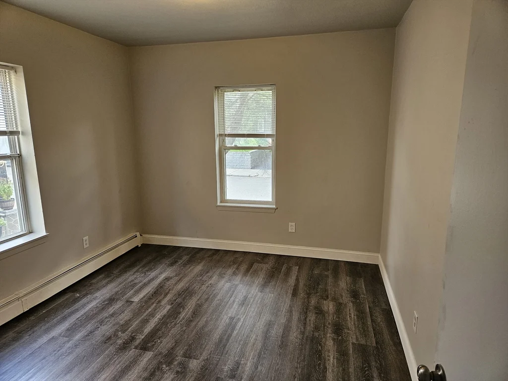 3 bed, 1 bath apartment for rent at 55 Bernard St Unit 1, Dorchester — photo 1 of 9