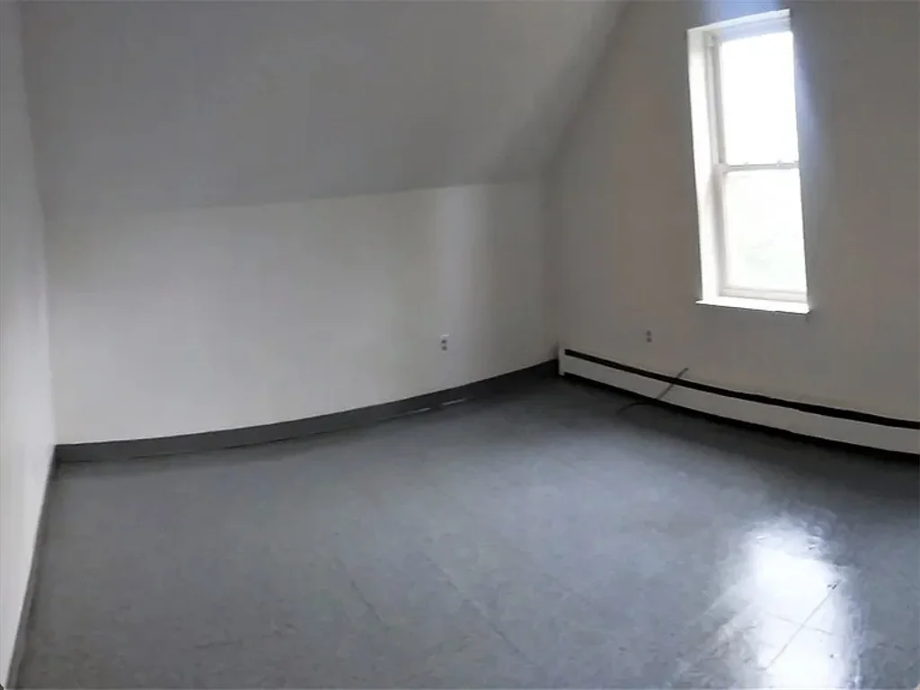 2 bed, 1 bath apartment for rent at 55 Bernard St Unit 3, Dorchester — photo 4 of 8