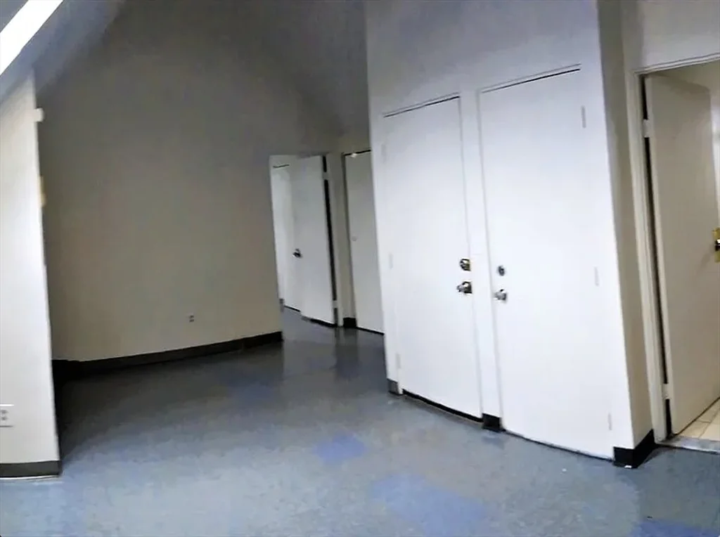 2 bed, 1 bath apartment for rent at 55 Bernard St Unit 3, Dorchester — photo 3 of 8