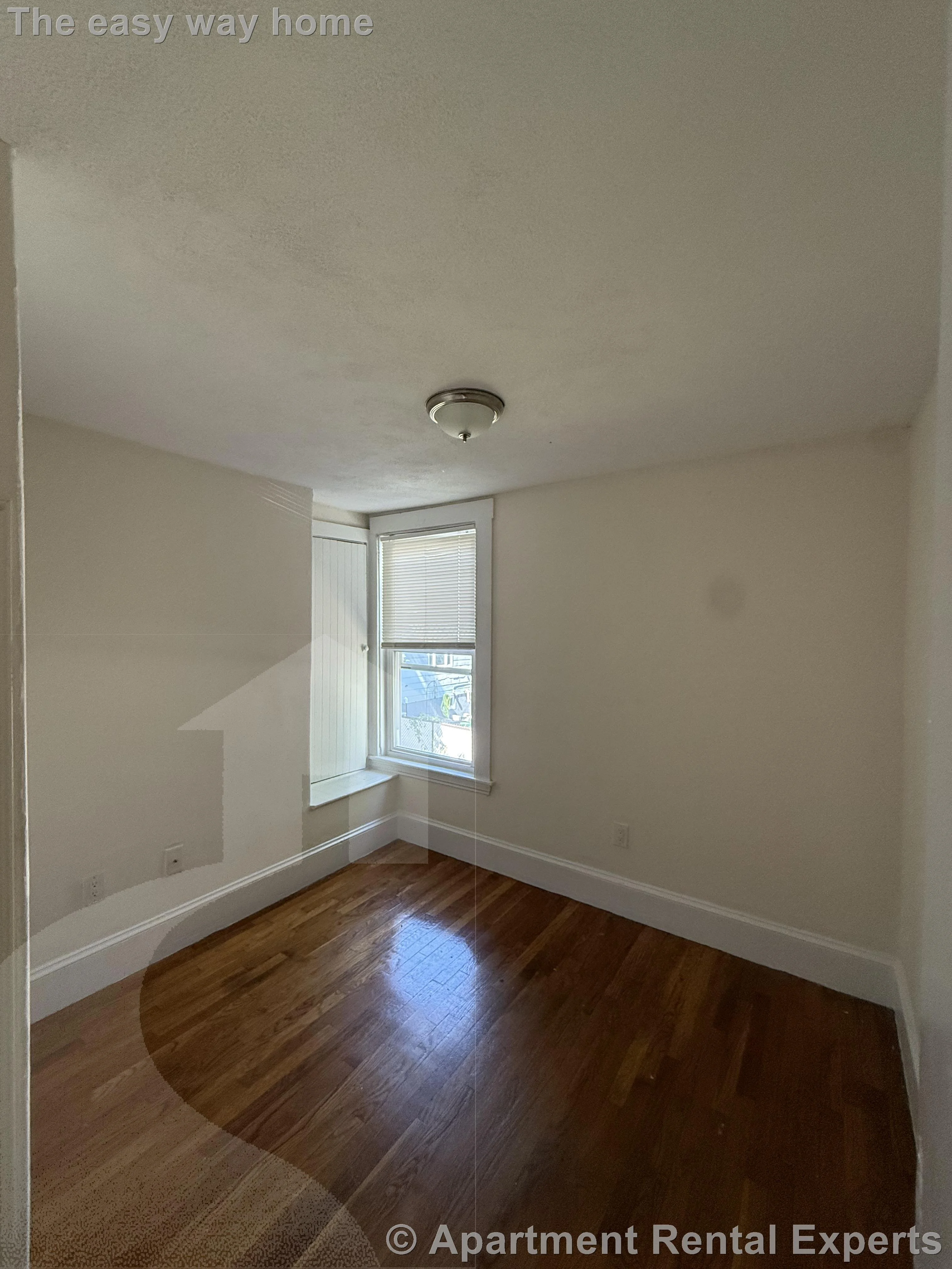 1 bed, 1 bath apartment for rent at 55 Bonair St Unit 1, Winter Hill — photo 9 of 13