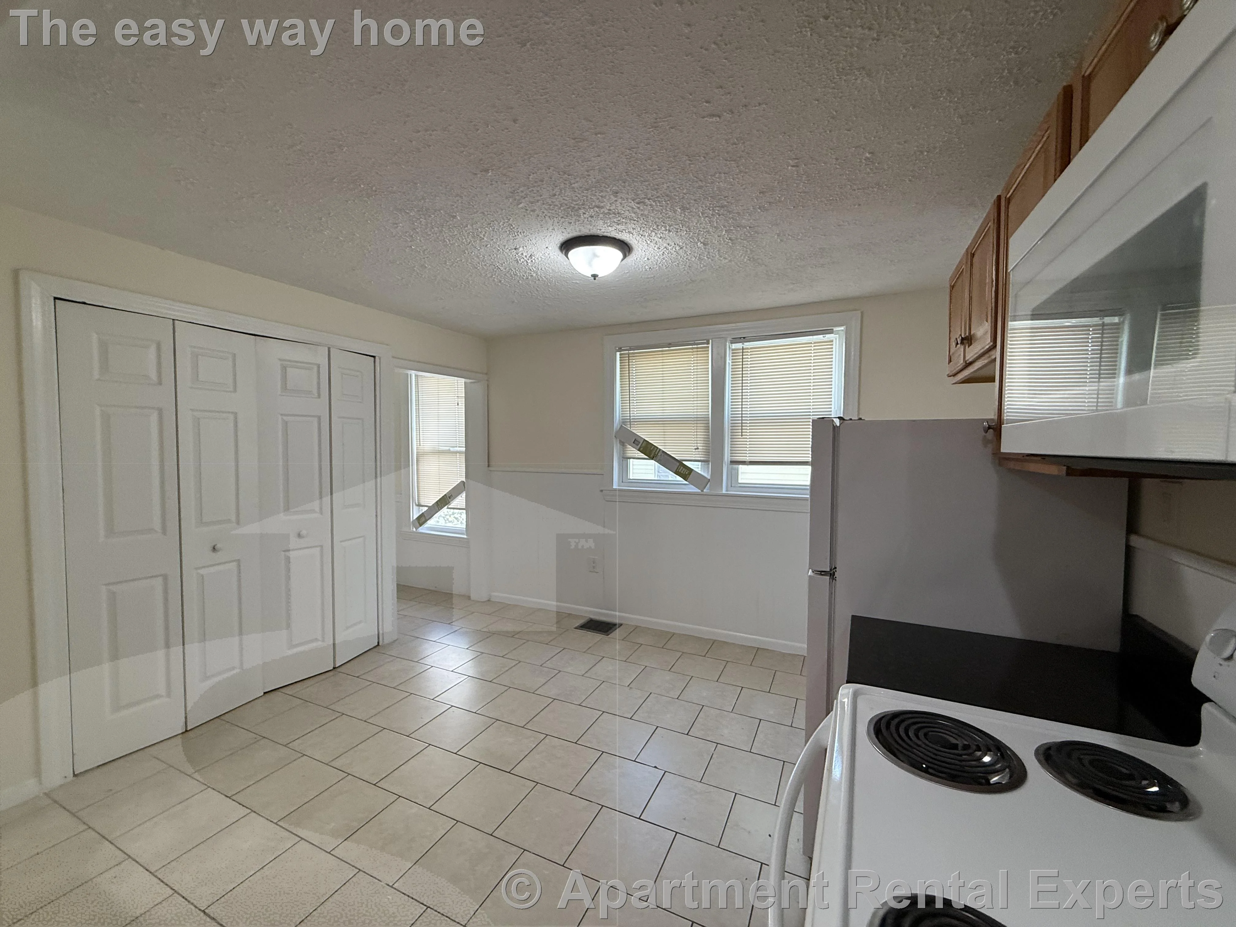 1 bed, 1 bath apartment for rent at 55 Bonair St Unit 1, Winter Hill — photo 4 of 13