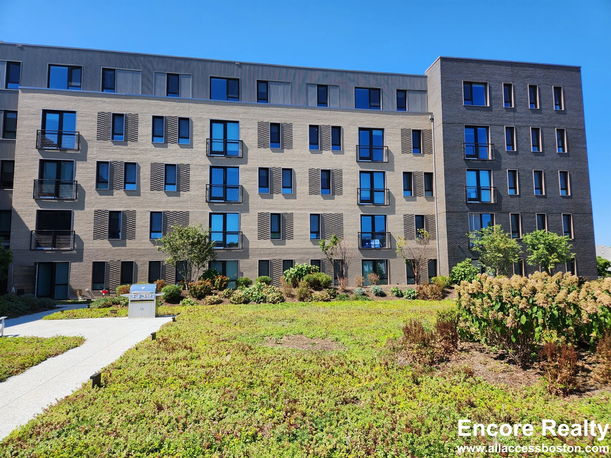 1 bed, 1 bath apartment for rent at 55 Brighton Ave Unit 214, Allston — photo 15 of 17