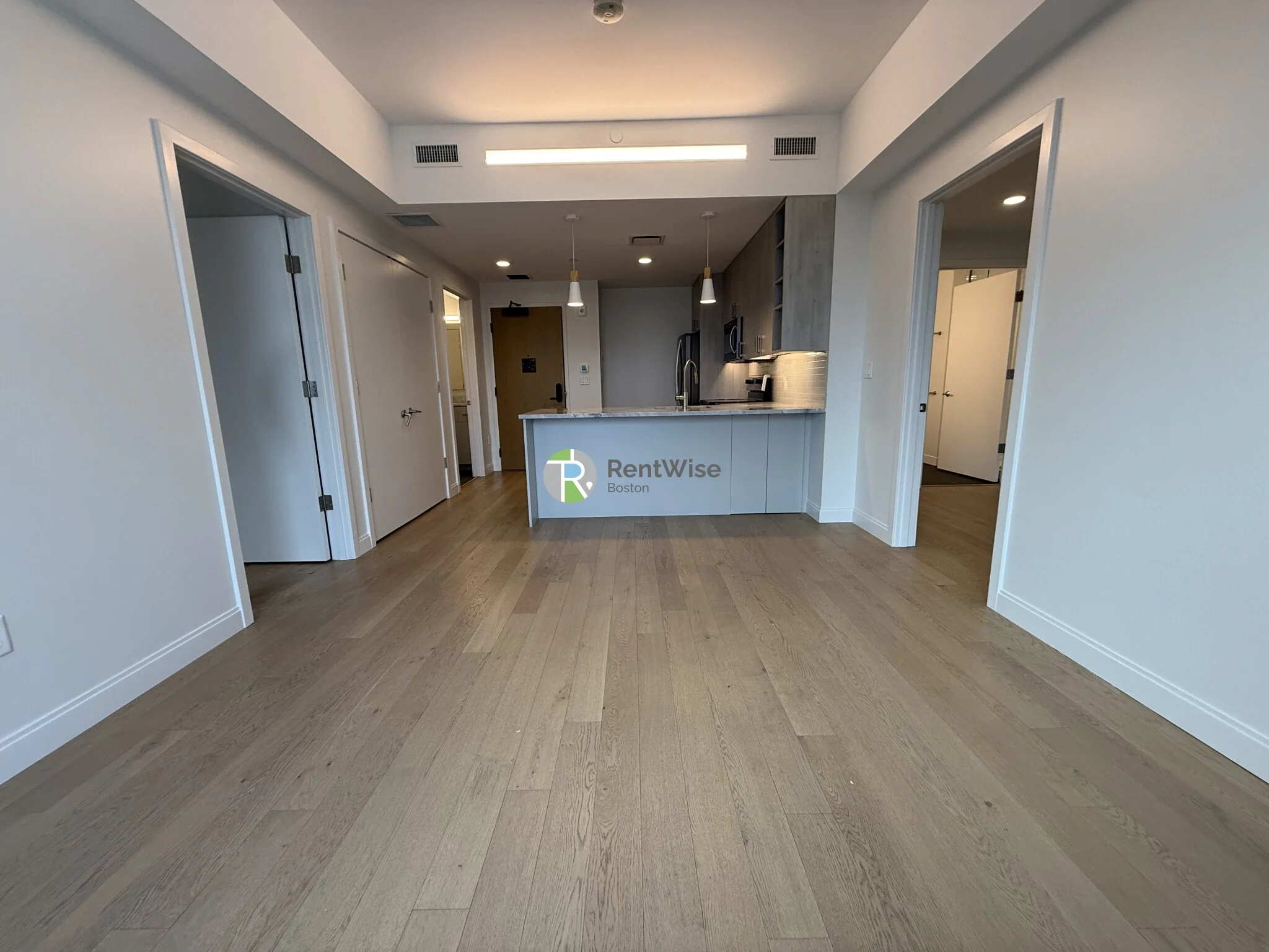 3 bed, 2 bath apartment for rent at 55 Brighton Ave Unit 308, Allston — photo 7 of 32