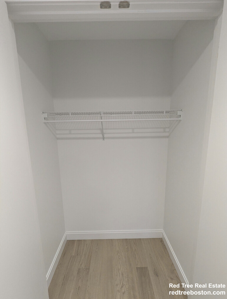 2 bed, 2 bath apartment for rent at 55 Brighton Ave Unit 402, Allston — photo 5 of 19