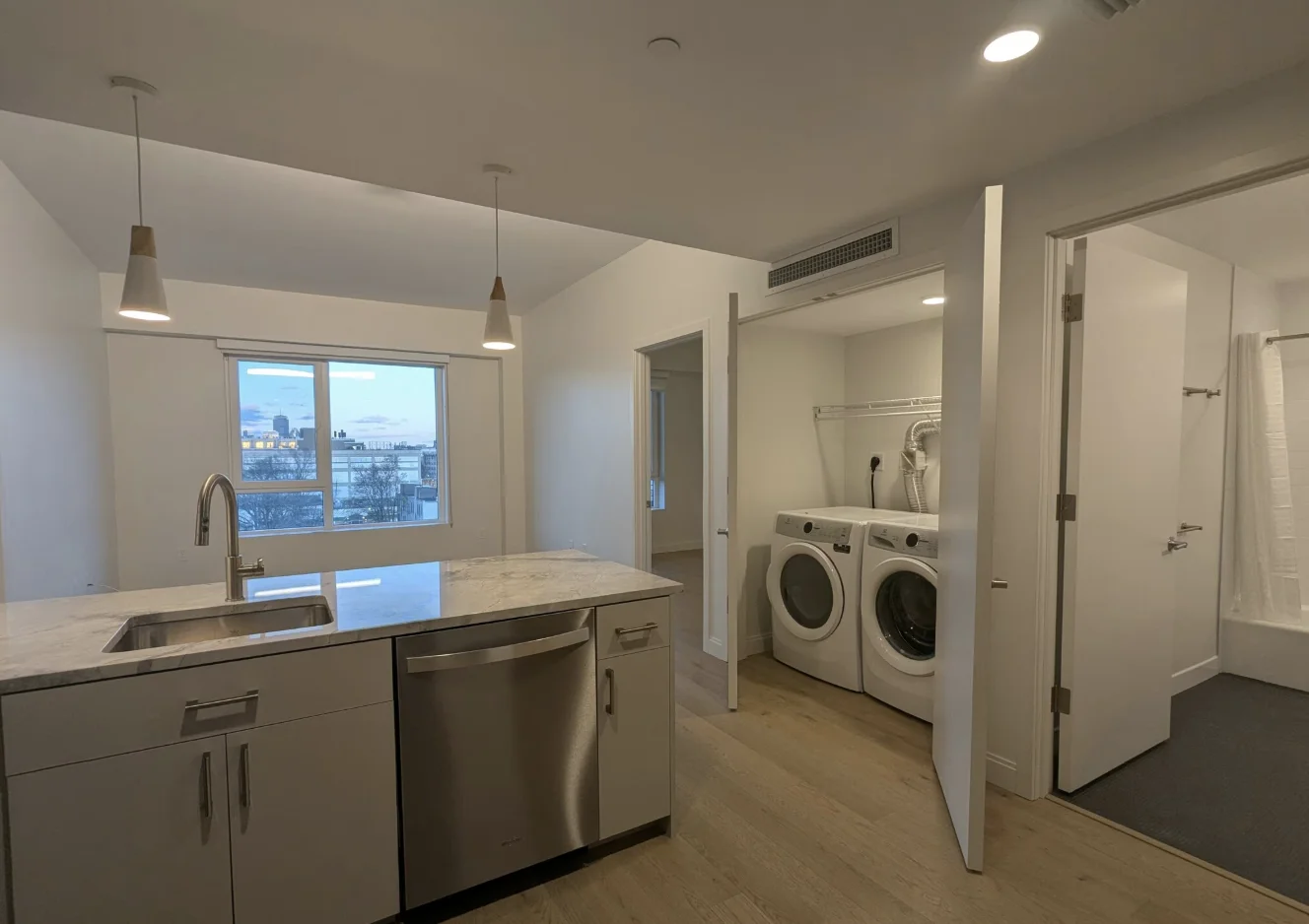 2 bed, 2 bath apartment for rent at 55 Brighton Ave Unit 606, Allston — photo 2 of 7