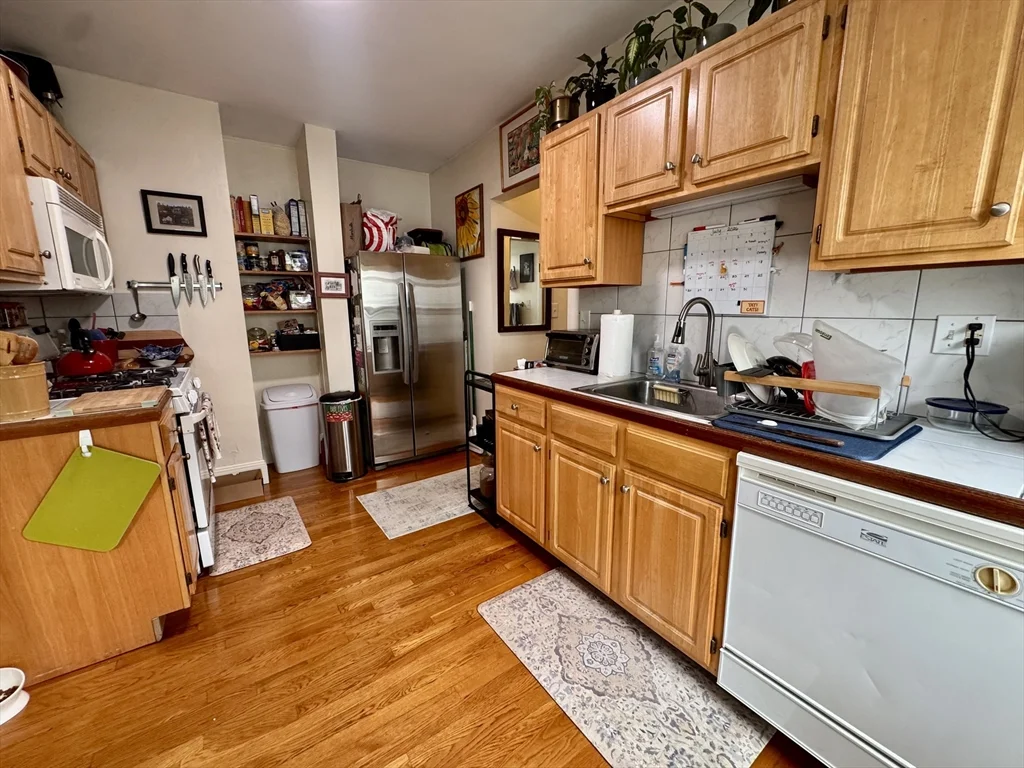1 bed, 1 bath apartment for rent at 55 Brookley Rd Unit 1R, Jamaica Plain — photo 6 of 17