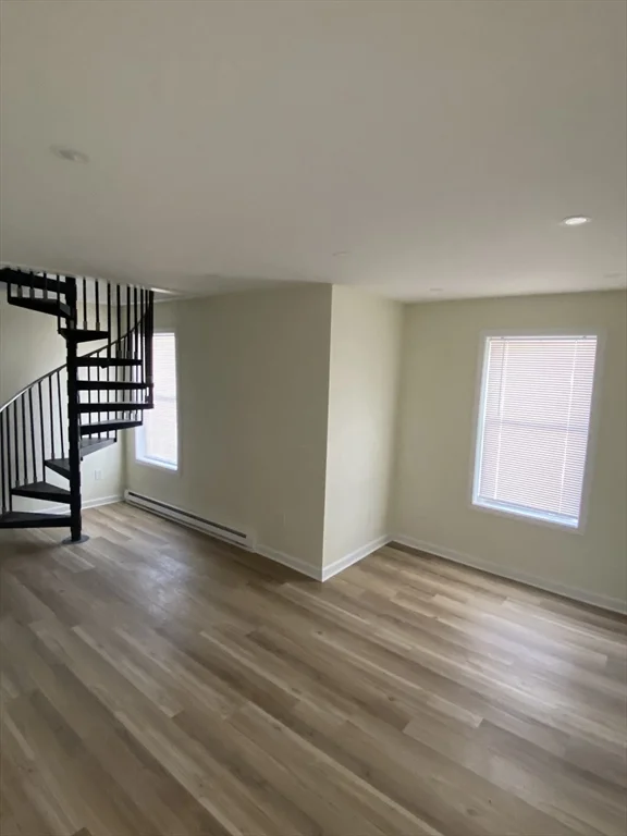 3 bed, 1 bath apartment for rent at 55 Burrage Ave Unit 3, Leominster — photo 2 of 31