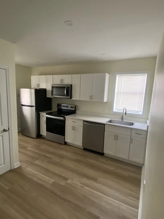 3 bed, 1 bath apartment for rent at 55 Burrage Ave Unit 3, Leominster — photo 8 of 31