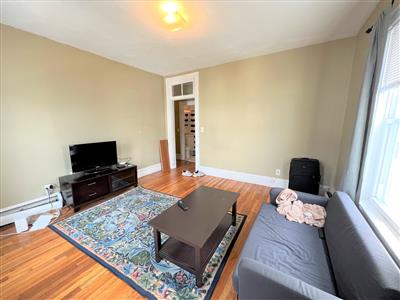 3 bed, 1 bath apartment for rent at 55 Cedar St Unit 2, Spring Hill — photo 6 of 10