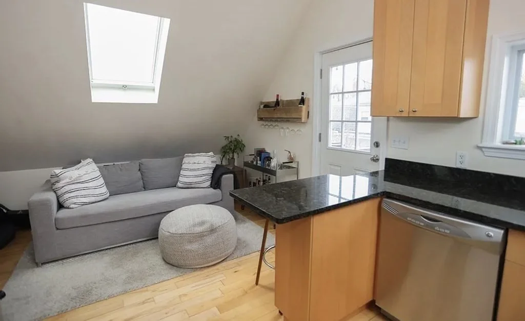 1 bed, 1 bath apartment for rent at 55 Cedar St Unit 3, Somerville — photo 3 of 11