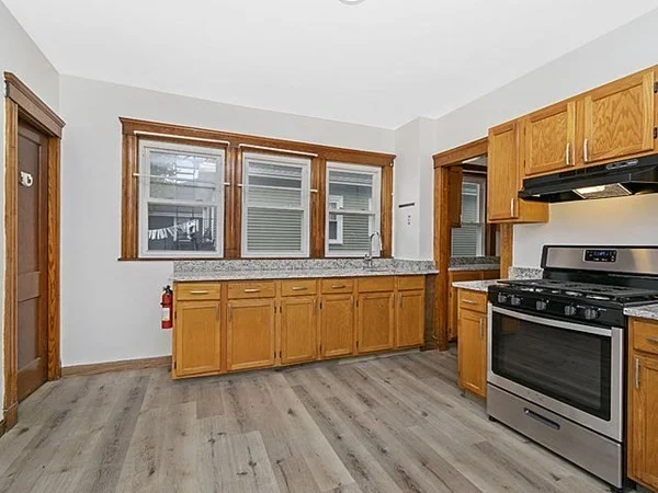 2 bed, 1 bath apartment for rent at 55 Central St Unit 1, Spring Hill — photo 7 of 24
