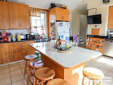 6 bed, 3 bath apartment for rent at 55 Chestnut, Brighton — photo 3 of 19
