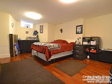 6 bed, 3 bath apartment for rent at 55 Chestnut, Brighton — photo 7 of 19