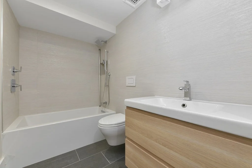 3 bed, 2 bath apartment for rent at 55 Clarendon St Unit 1, South End — photo 9 of 21