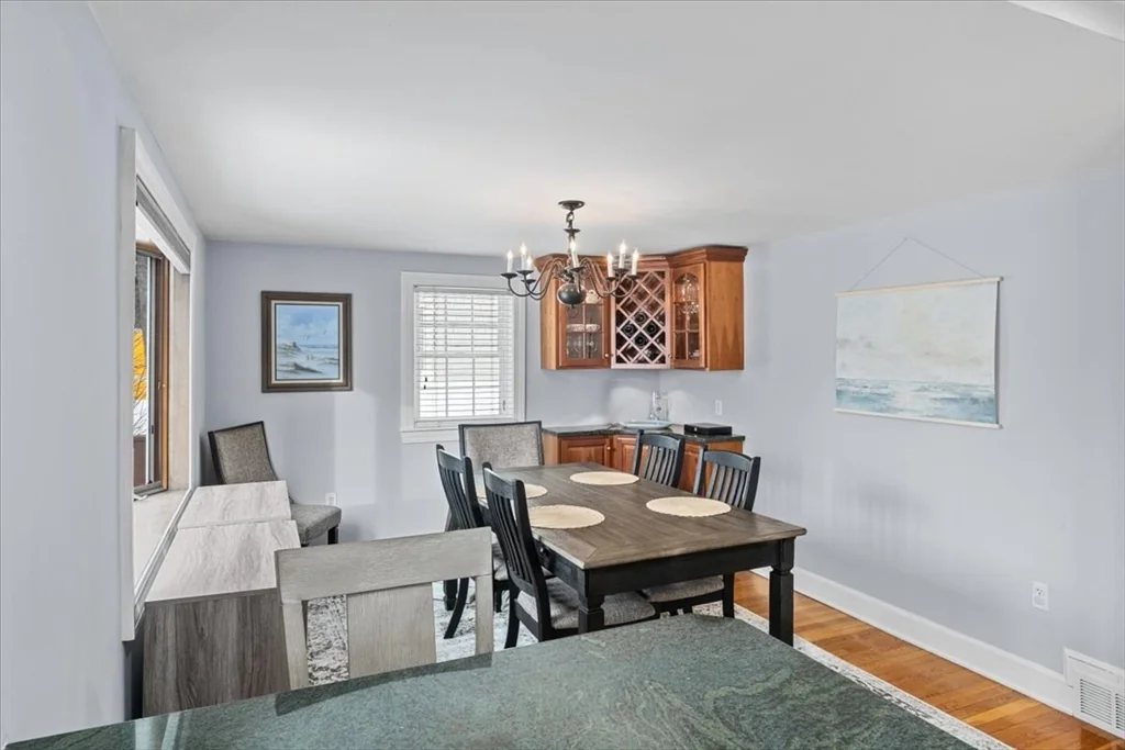 2 bed, 1 bath apartment for rent at 55 Colchester St Unit 1, Hyde Park — photo 18 of 41