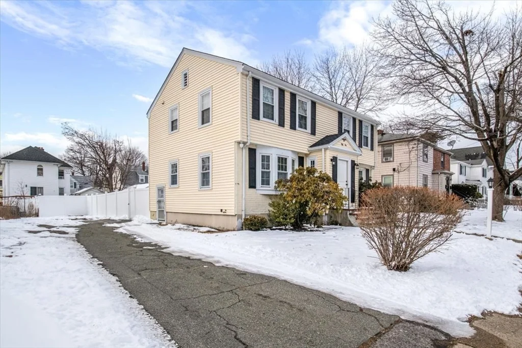 2 bed, 1 bath apartment for rent at 55 Colchester St Unit 1, Hyde Park — photo 41 of 41