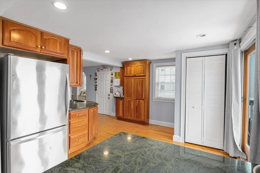 2 bed, 1 bath apartment for rent at 55 Colchester St Unit 1, Hyde Park — photo 10 of 41