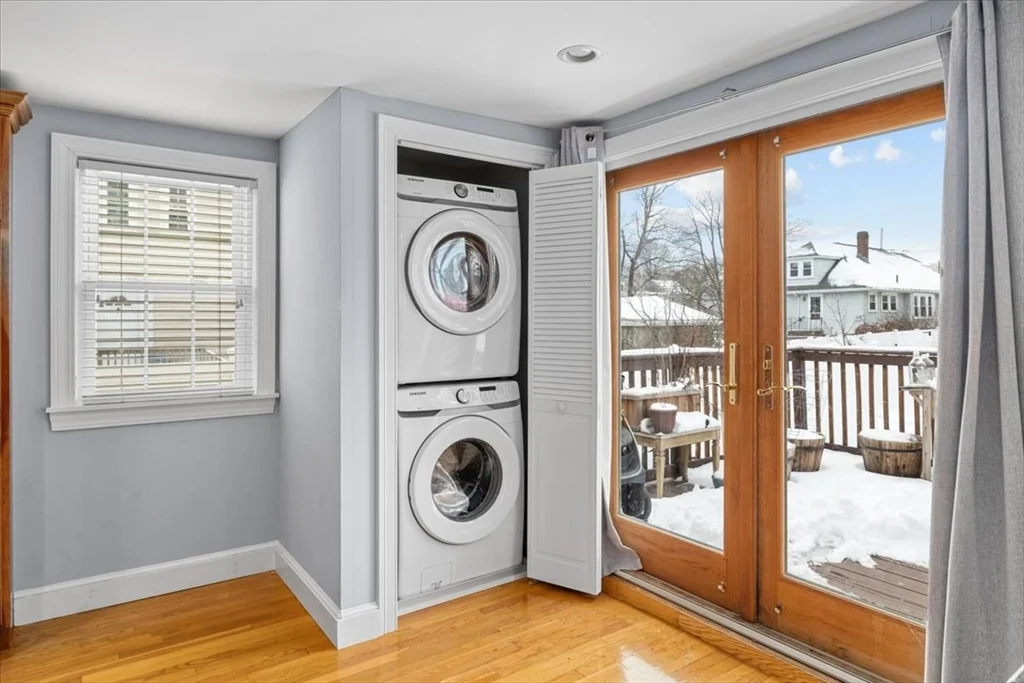 2 bed, 1 bath apartment for rent at 55 Colchester St Unit 1, Hyde Park — photo 11 of 41