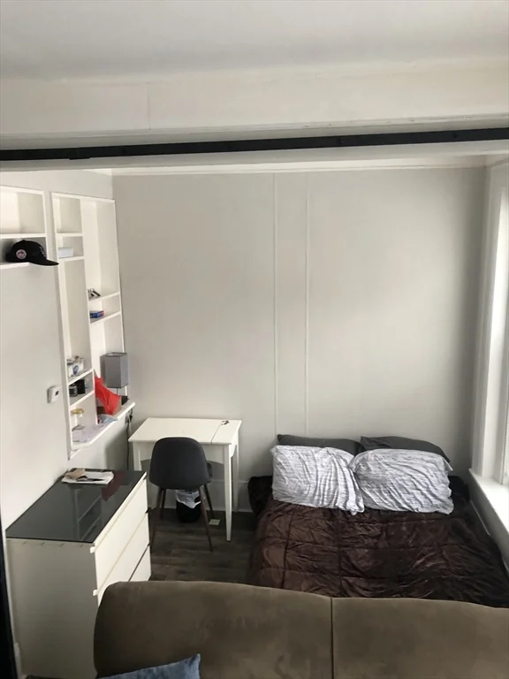 1 bed, 1 bath apartment for rent at 55 Coleman St Unit 2, Dorchester — photo 7 of 11
