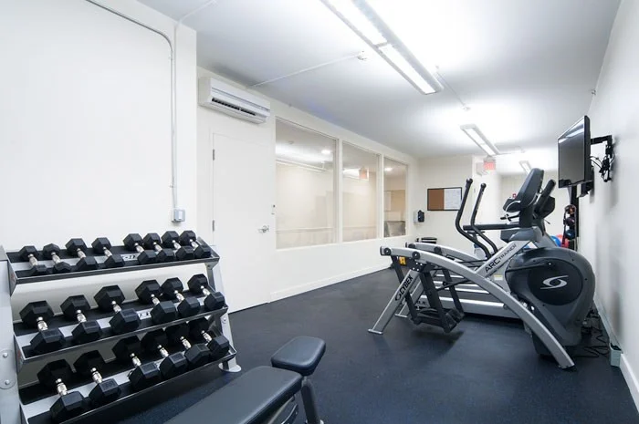 Studio bed, 1 bath apartment for rent at 55 Cooper St Unit 2, North End — photo 11 of 15