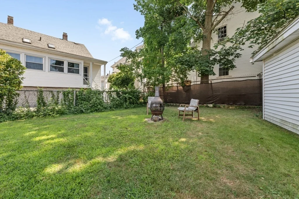 2 bed, 1 bath apartment for rent at 55 Cottage St Unit 1, Melrose — photo 15 of 17