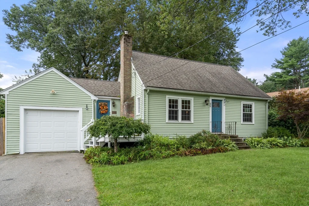 4 bed, 2 bath apartment for rent at 55 Cutler Dr, Ashland